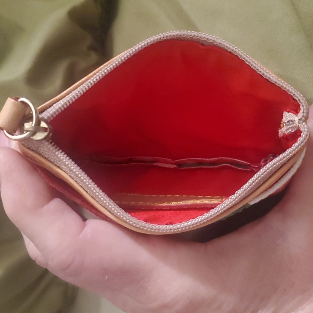 D&B gorgeous Id/Coin holder - Picture 4 of 6